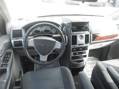 2010 Chrysler Town & Country Touring   - Photo 6 - Horton, KS 66439