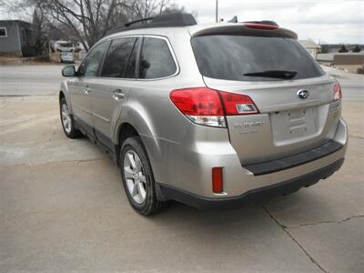 2014 Subaru Outback 2.5i Limited   - Photo 4 - Horton, KS 66439