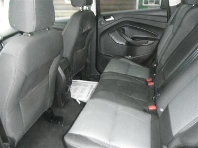 2017 Ford Escape SE - Photo 5 - Horton, KS 66439