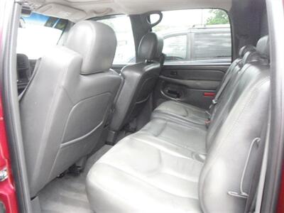 2004 Chevrolet Avalanche 1500   - Photo 5 - Horton, KS 66439