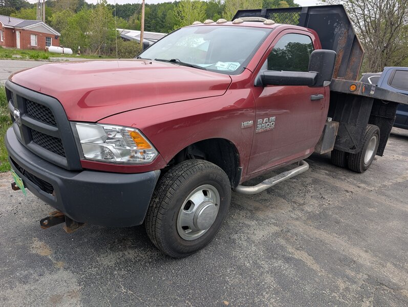 2014 RAM 3500 SLT   - Photo 1 - St. Johnsbury, VT 05819