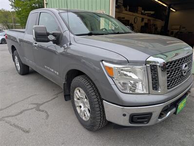 2018 Nissan Titan SV - Photo 4 - St. Johnsbury, VT 05819