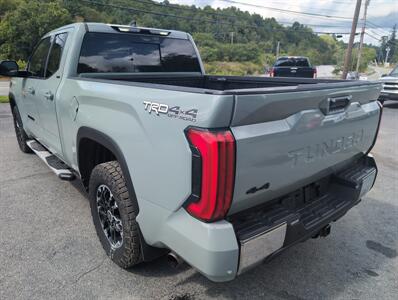 2022 Toyota Tundra SR5   - Photo 2 - St. Johnsbury, VT 05819