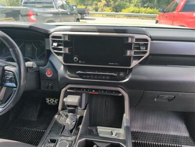 2022 Toyota Tundra SR5   - Photo 18 - St. Johnsbury, VT 05819