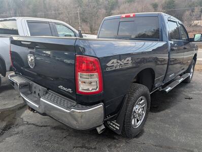 2022 RAM 2500 Tradesman   - Photo 3 - St. Johnsbury, VT 05819