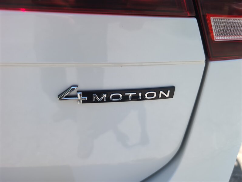 2023 Volkswagen Tiguan SE R-LINE BLACK - Photo 38