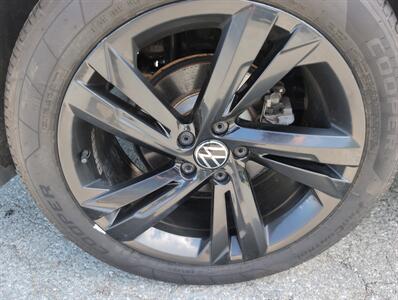 2023 Volkswagen Tiguan SE R-Line Black 4Mot   - Photo 28 - St. Johnsbury, VT 05819