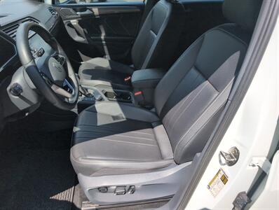 2023 Volkswagen Tiguan SE R-Line Black 4Mot   - Photo 6 - St. Johnsbury, VT 05819