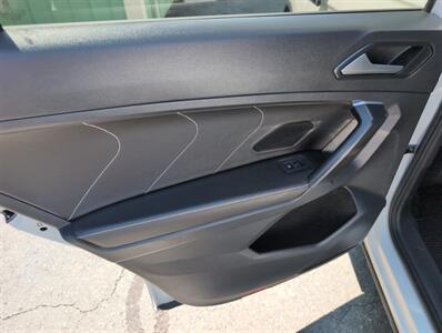 2023 Volkswagen Tiguan SE R-Line Black 4Mot   - Photo 9 - St. Johnsbury, VT 05819