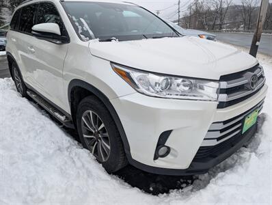 2019 Toyota Highlander XLE   - Photo 4 - St. Johnsbury, VT 05819