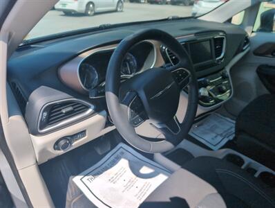 2024 Chrysler Voyager LX - Photo 6 - St. Johnsbury, VT 05819