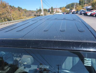 2017 Jeep Wrangler Unlimited Sahara   - Photo 35 - St. Johnsbury, VT 05819