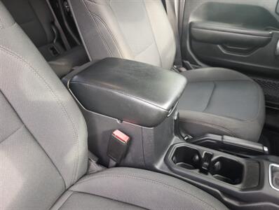 2022 Jeep Gladiator Sport   - Photo 19 - St. Johnsbury, VT 05819
