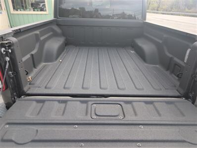 2022 Jeep Gladiator Sport   - Photo 11 - St. Johnsbury, VT 05819