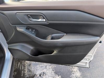 2023 Nissan Rogue SV   - Photo 15 - St. Johnsbury, VT 05819