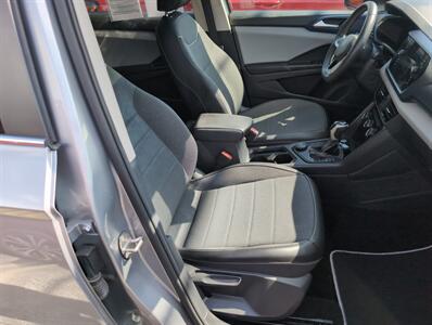 2023 Volkswagen Taos SE 4Motion - Photo 16 - St. Johnsbury, VT 05819