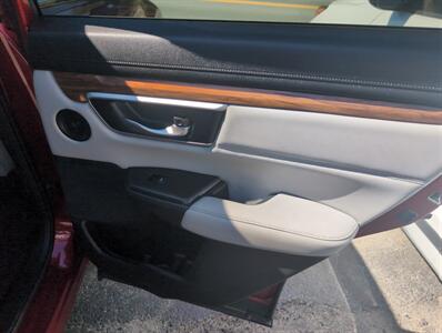 2022 Honda CR-V Touring   - Photo 13 - St. Johnsbury, VT 05819