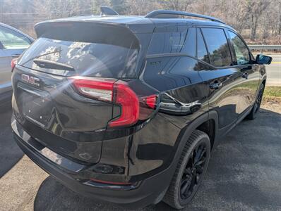 2024 GMC Terrain SLT   - Photo 3 - St. Johnsbury, VT 05819
