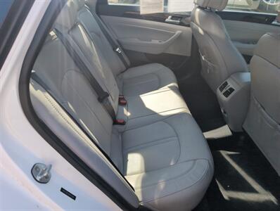 2017 Hyundai SONATA Sport   - Photo 12 - St. Johnsbury, VT 05819
