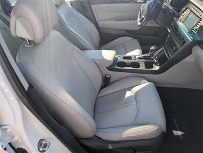 2017 Hyundai SONATA Sport   - Photo 14 - St. Johnsbury, VT 05819