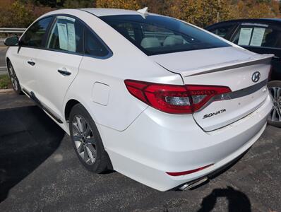 2017 Hyundai SONATA Sport   - Photo 2 - St. Johnsbury, VT 05819
