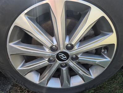 2017 Hyundai SONATA Sport   - Photo 27 - St. Johnsbury, VT 05819