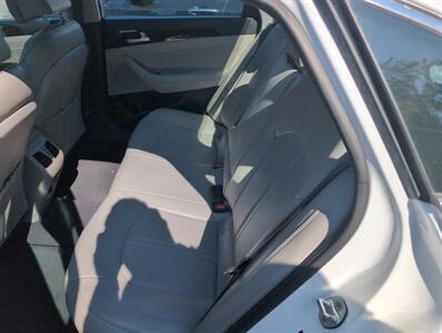 2017 Hyundai SONATA Sport   - Photo 10 - St. Johnsbury, VT 05819