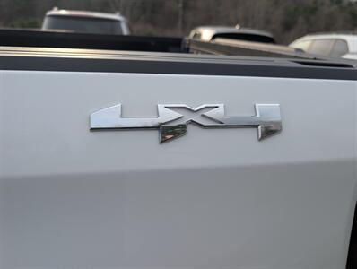 2025 GMC Sierra 1500 SLT   - Photo 8 - St. Johnsbury, VT 05819