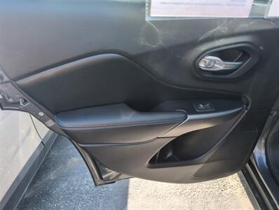 2020 Jeep Cherokee Latitude Plus   - Photo 9 - St. Johnsbury, VT 05819