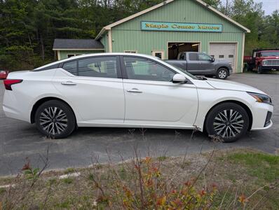 2023 Nissan Altima 2.5 SV - Photo 5 - St. Johnsbury, VT 05819