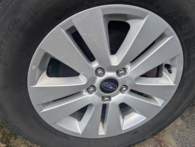 2019 Subaru Outback 2.5i Premium   - Photo 11 - St. Johnsbury, VT 05819