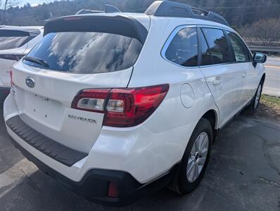 2019 Subaru Outback 2.5i Premium   - Photo 33 - St. Johnsbury, VT 05819