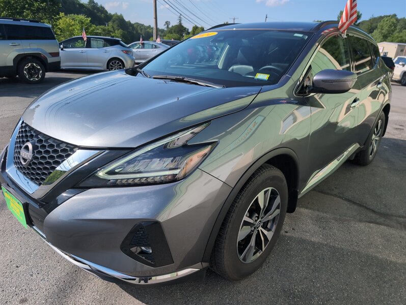2024 Nissan Murano SV  
