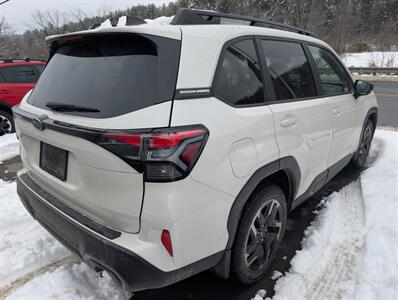 2025 Subaru Forester Limited   - Photo 3 - St. Johnsbury, VT 05819