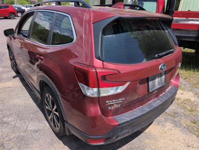 2023 Subaru Forester Limited - Photo 2 - St. Johnsbury, VT 05819