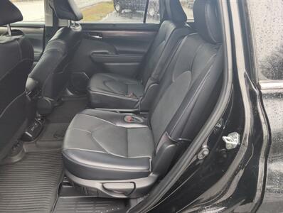 2023 Toyota Highlander Limited   - Photo 10 - St. Johnsbury, VT 05819