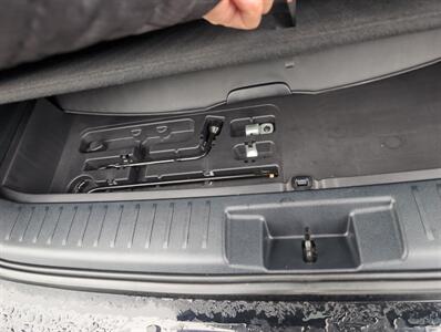 2023 Toyota Highlander Limited   - Photo 13 - St. Johnsbury, VT 05819