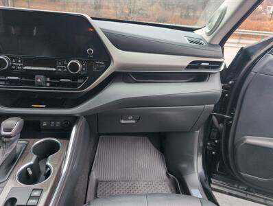 2023 Toyota Highlander Limited   - Photo 21 - St. Johnsbury, VT 05819
