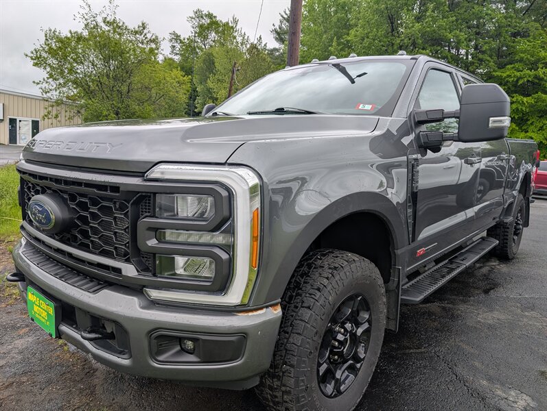 2023 Ford F-250 XLT - Photo 1 - St. Johnsbury, VT 05819