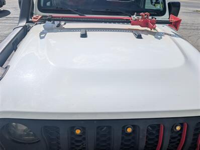 2020 Jeep Gladiator Overland   - Photo 8 - St. Johnsbury, VT 05819