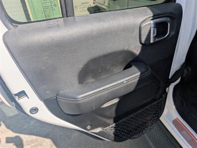 2020 Jeep Gladiator Overland   - Photo 18 - St. Johnsbury, VT 05819