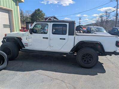 2020 Jeep Gladiator Overland   - Photo 6 - St. Johnsbury, VT 05819