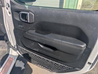 2020 Jeep Gladiator Overland   - Photo 13 - St. Johnsbury, VT 05819