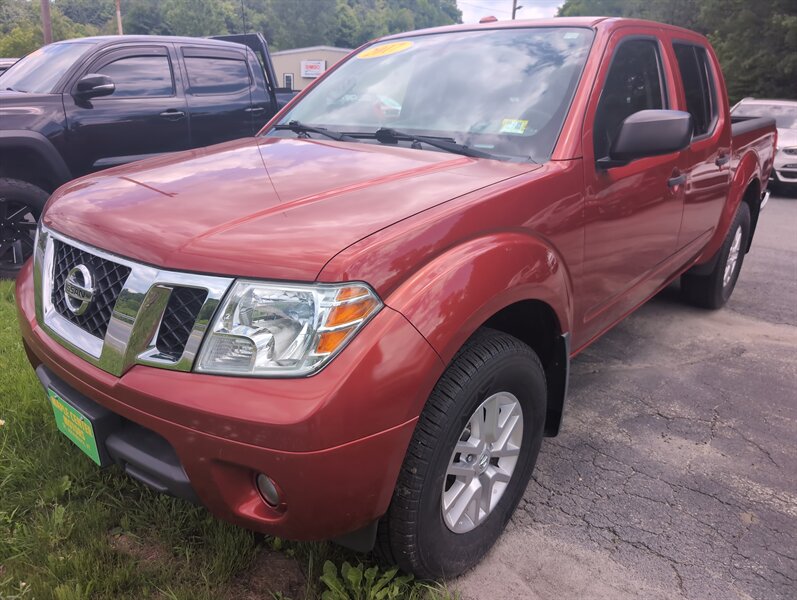 2017 Nissan Frontier SV   - Photo 1 - St. Johnsbury, VT 05819