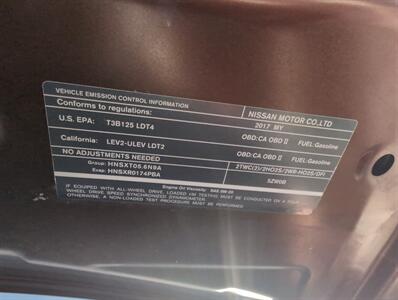2017 Nissan Armada Platinum   - Photo 27 - St. Johnsbury, VT 05819