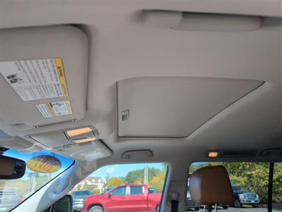 2017 Nissan Armada Platinum   - Photo 8 - St. Johnsbury, VT 05819