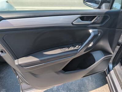 2023 Volkswagen Tiguan S 4Motion   - Photo 5 - St. Johnsbury, VT 05819
