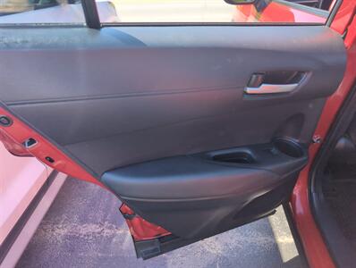 2023 Toyota Corolla Cross XLE   - Photo 9 - St. Johnsbury, VT 05819