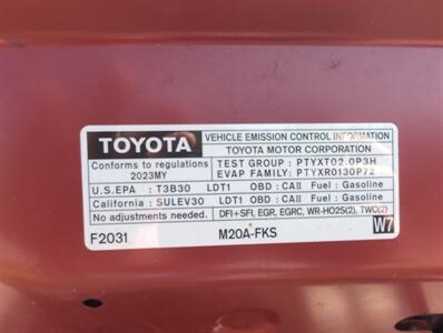 2023 Toyota Corolla Cross XLE   - Photo 25 - St. Johnsbury, VT 05819