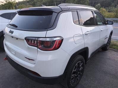 2020 Jeep Compass Trailhawk   - Photo 3 - St. Johnsbury, VT 05819
